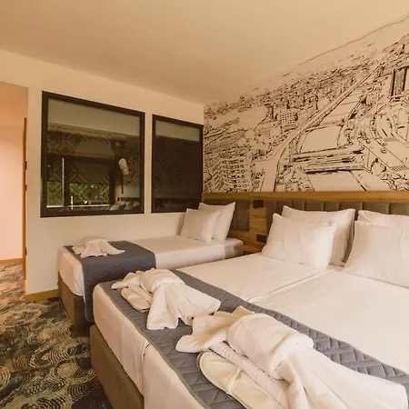 Boutique Anoma 4*